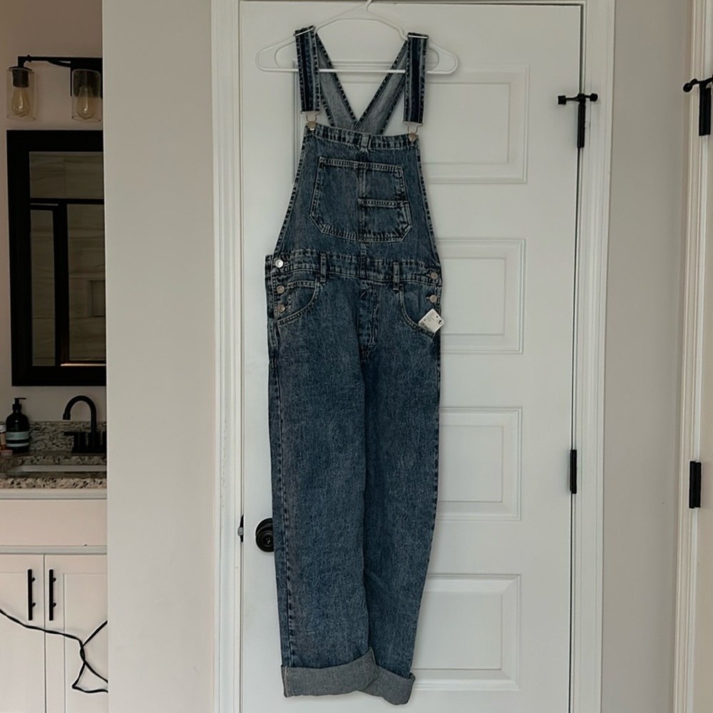 NWT Free people Ziggy overalls POWDER BLUE color